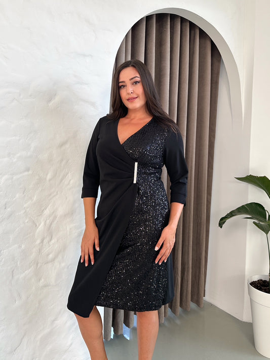 Yandan Payetli Uzun Kol Abiye Elbise