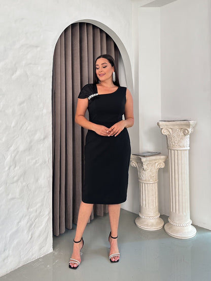 Omzu Saten Taşlı Abiye Elbise