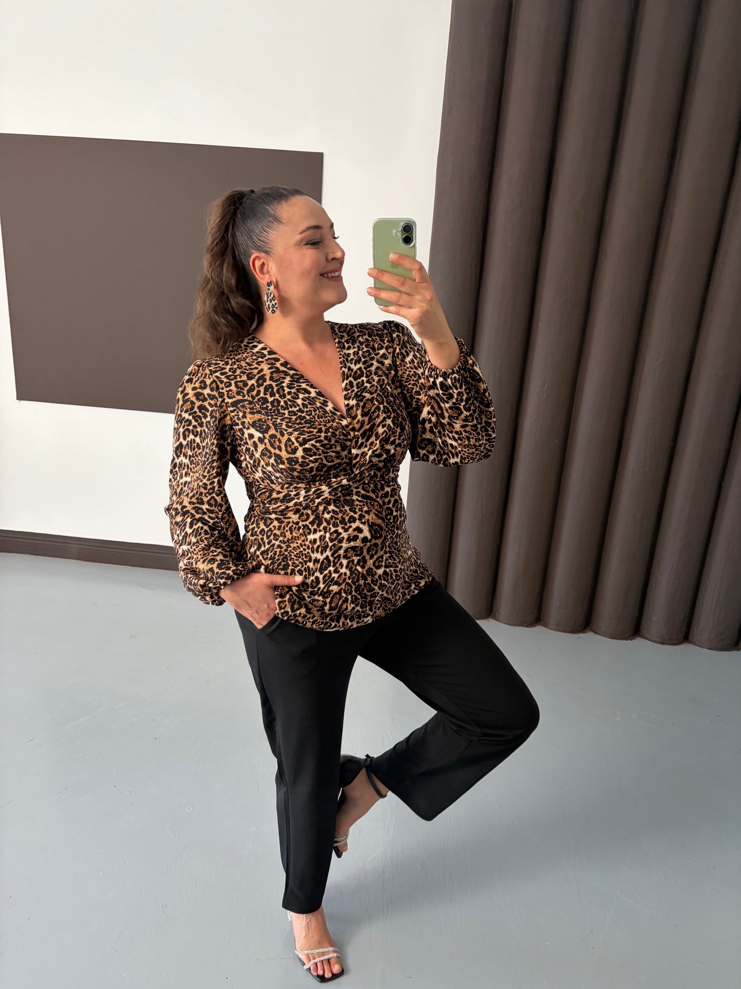 Leoparlı Taş Detaylı Abiye Takım