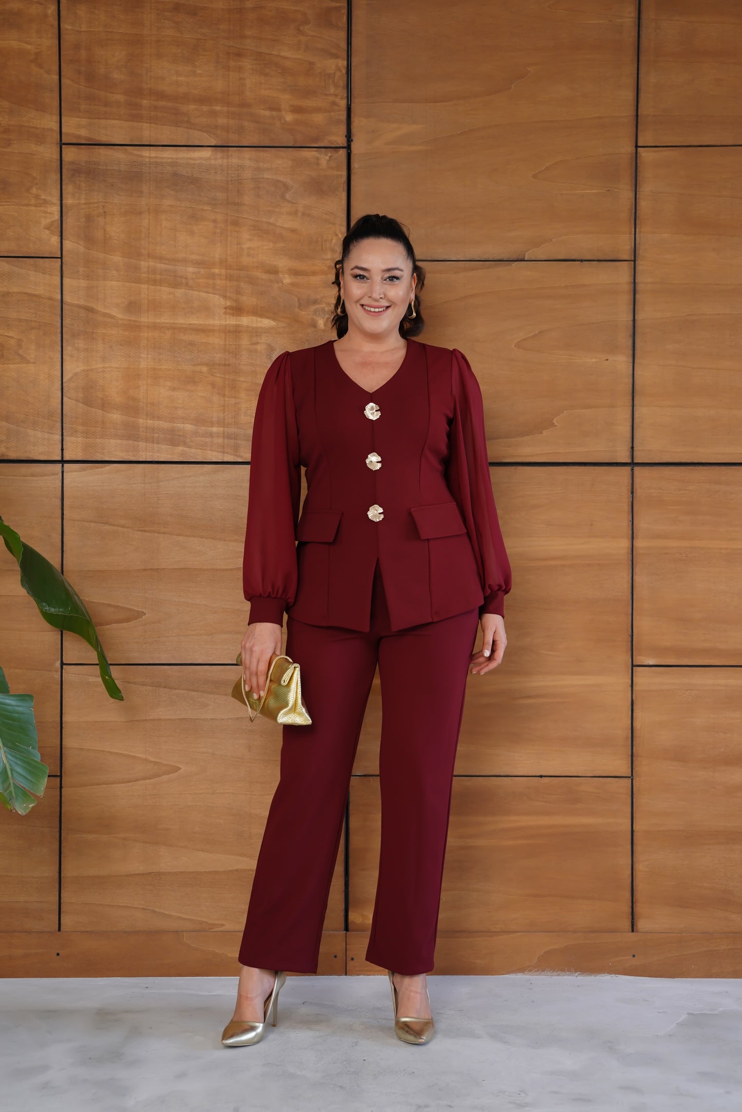 Çiçek Broş Detaylı Abiye Takım