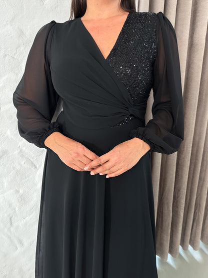 Uzun Kol Yandan Payetli Abiye Elbise