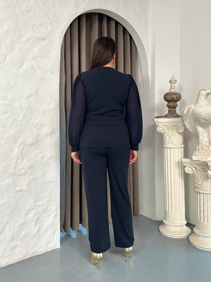 Broşlu Ceket Yaka Takım