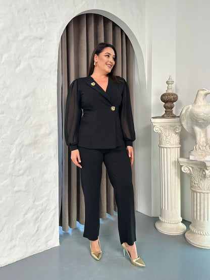 Broşlu Ceket Yaka Takım